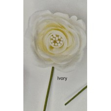 Rosa in Poliestere con semi centrali, diametro 6cm,color avorio